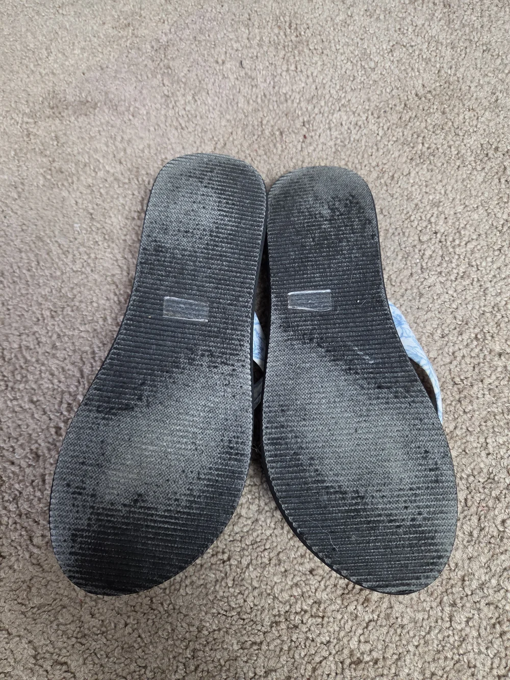 Tommy Hilfiger Blue Floral Thong Sandals with Brown Trim